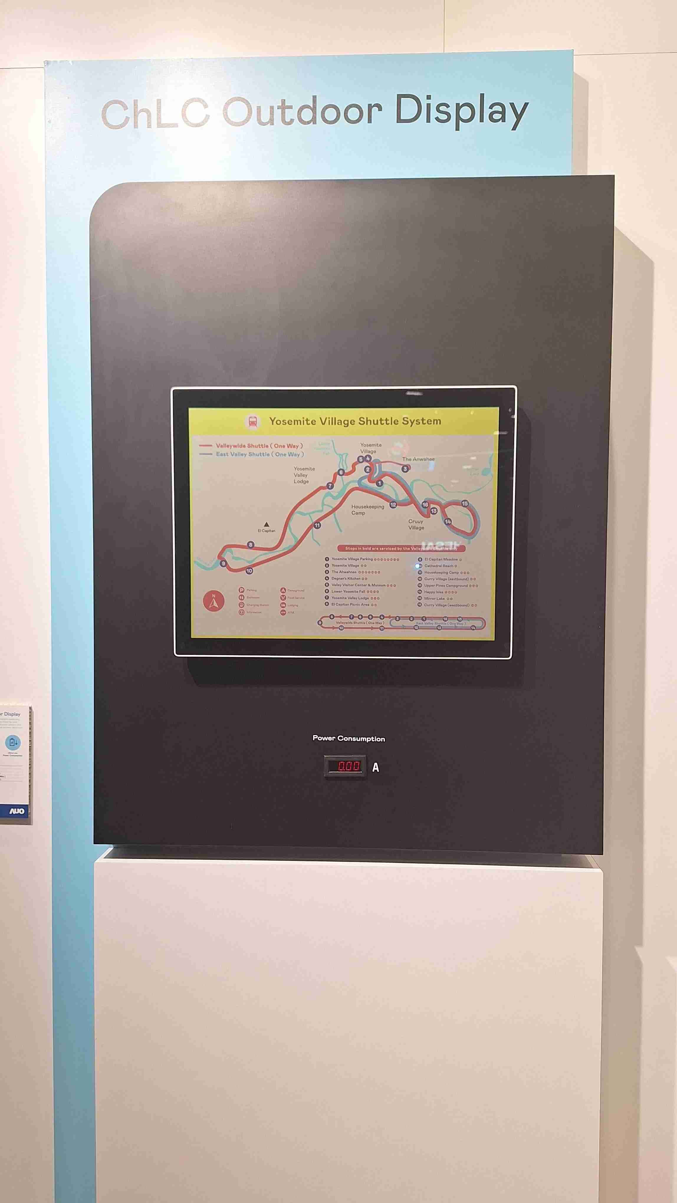 银河集团的「胆固醇液晶超低耗能户外全彩显示器」不只环保省电，，且符合户外严苛使用环境，，，，拥有在摄氏-30度至85度下的宽温使用优势，，并且强光愈强愈能呈现绝佳的色彩饱和度及显示效果，，，易于安装的特性将成为户外电子看板的新首选。。。